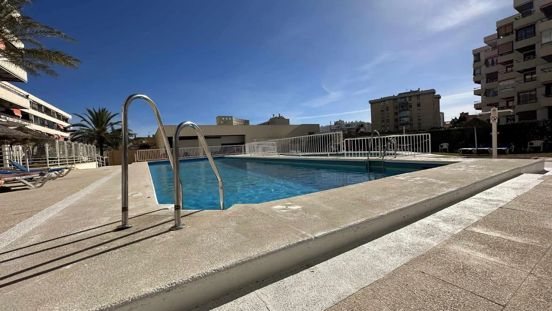 Apartamento Con Vista Al Mar En La Mitica Nogaler Torremolinos Apartament