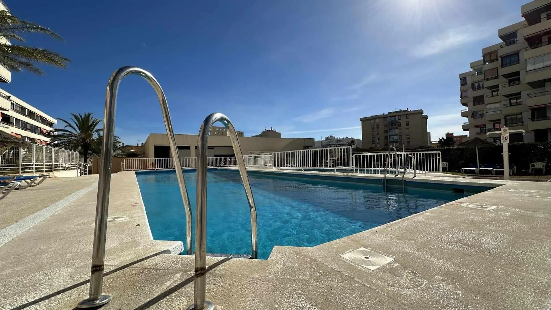 Apartamento Con Vista Al Mar En La Mitica Nogaler Torremolinos Apartament
