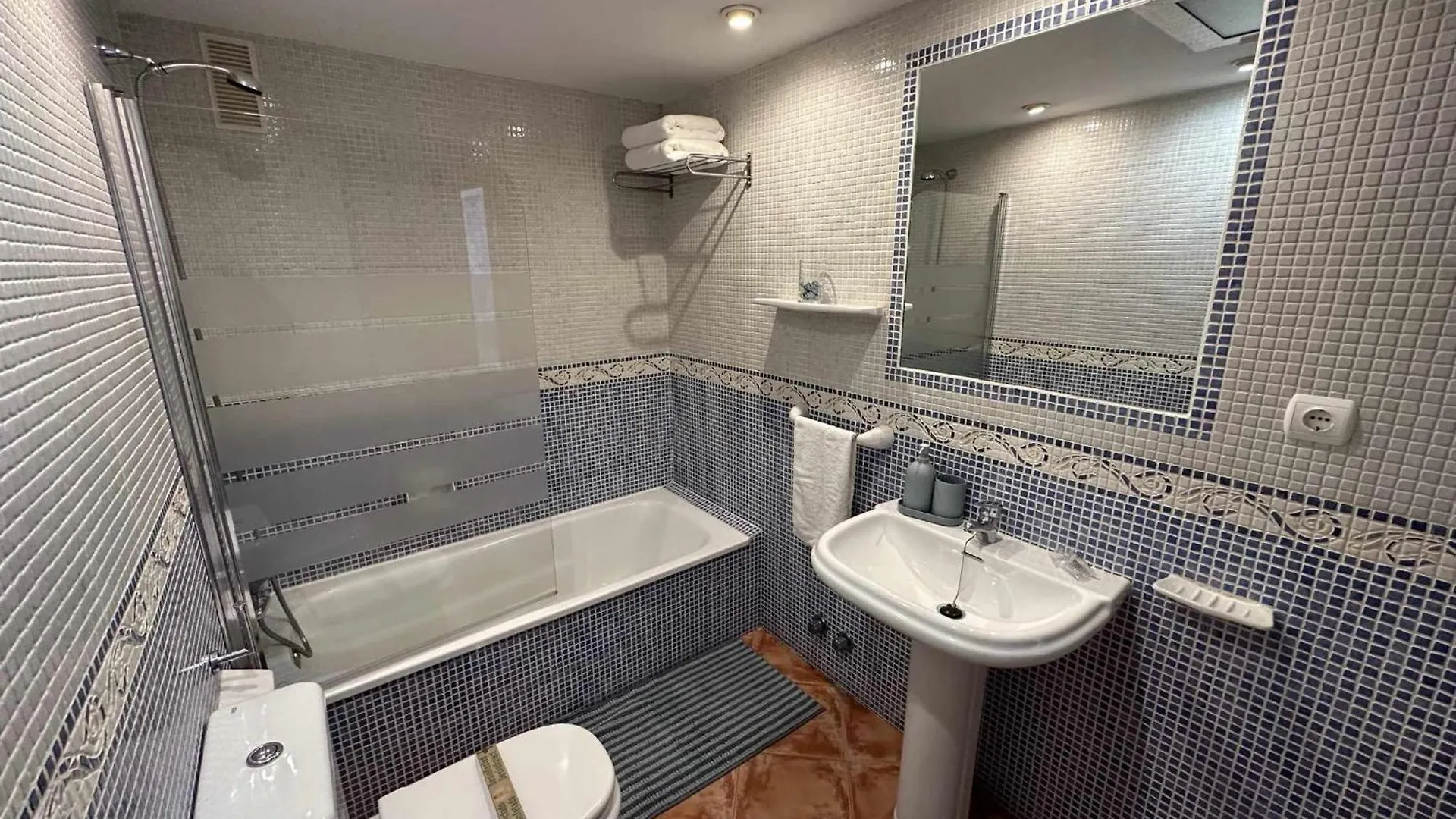 Apartament Apartamento Con Vista Al Mar En La Mitica Nogaler Torremolinos Hiszpania